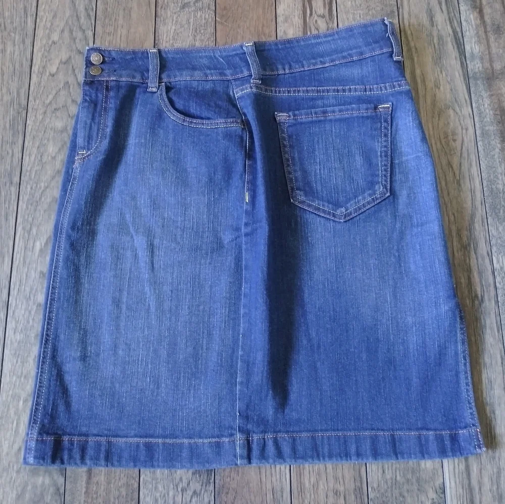 Old Navy Denim Skirt Women's Size 8